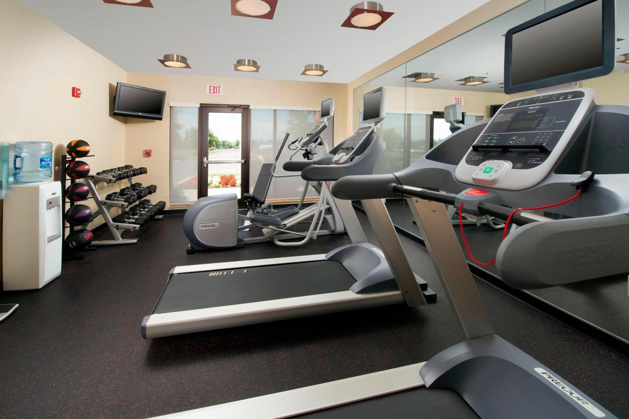 Towneplace Suites By Marriott Lexington Park Patuxent River Naval Air Station Bagian luar foto